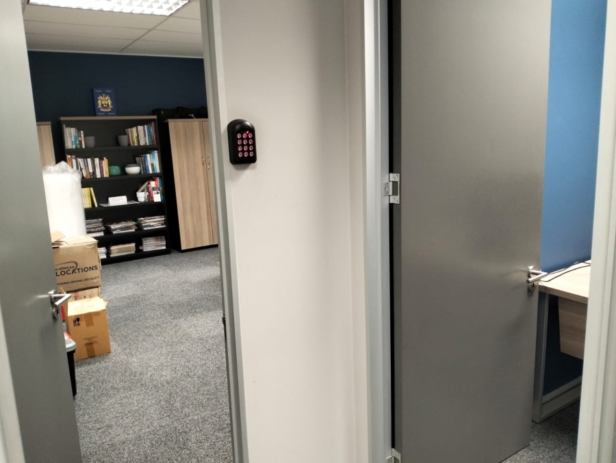 Commercial Property for Sale in Door De Kraal Western Cape